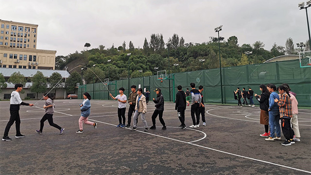 南宫28